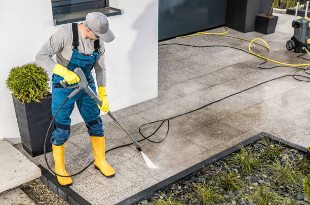 Best House Pressure Washing  in Rancho Laveras, CA